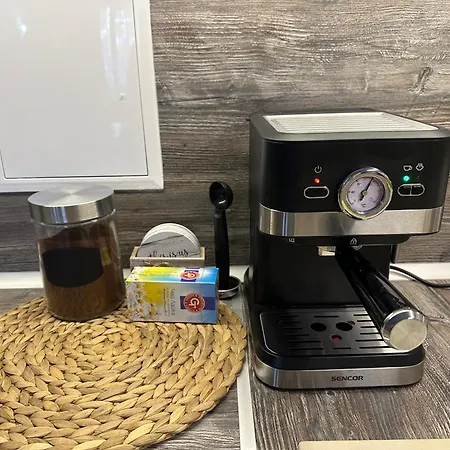 Cozy & Family For 4 Guests & Free Parking Apartment